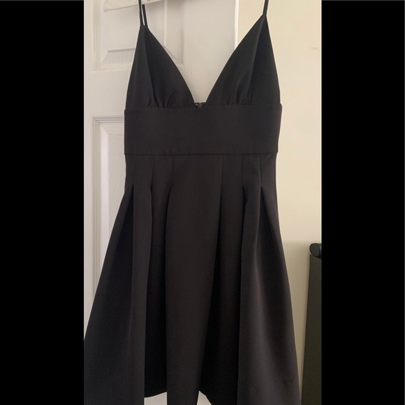Nbd dress off revolve new no tags never worn - Picture 3 of 3